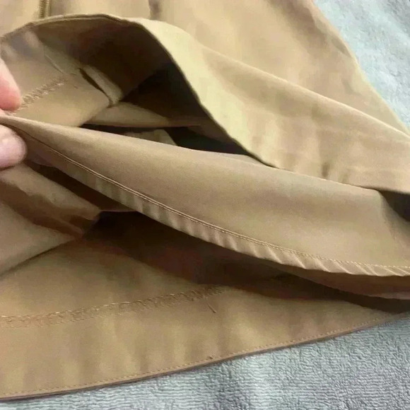 EXPRESS women’s Camel mini skirt w/ pockets back zipper fully lined preloved - Picture 8 of 8